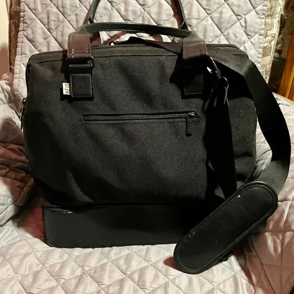 BÉIS Convertible 'The Weekender' in Black - Picture 6 of 6